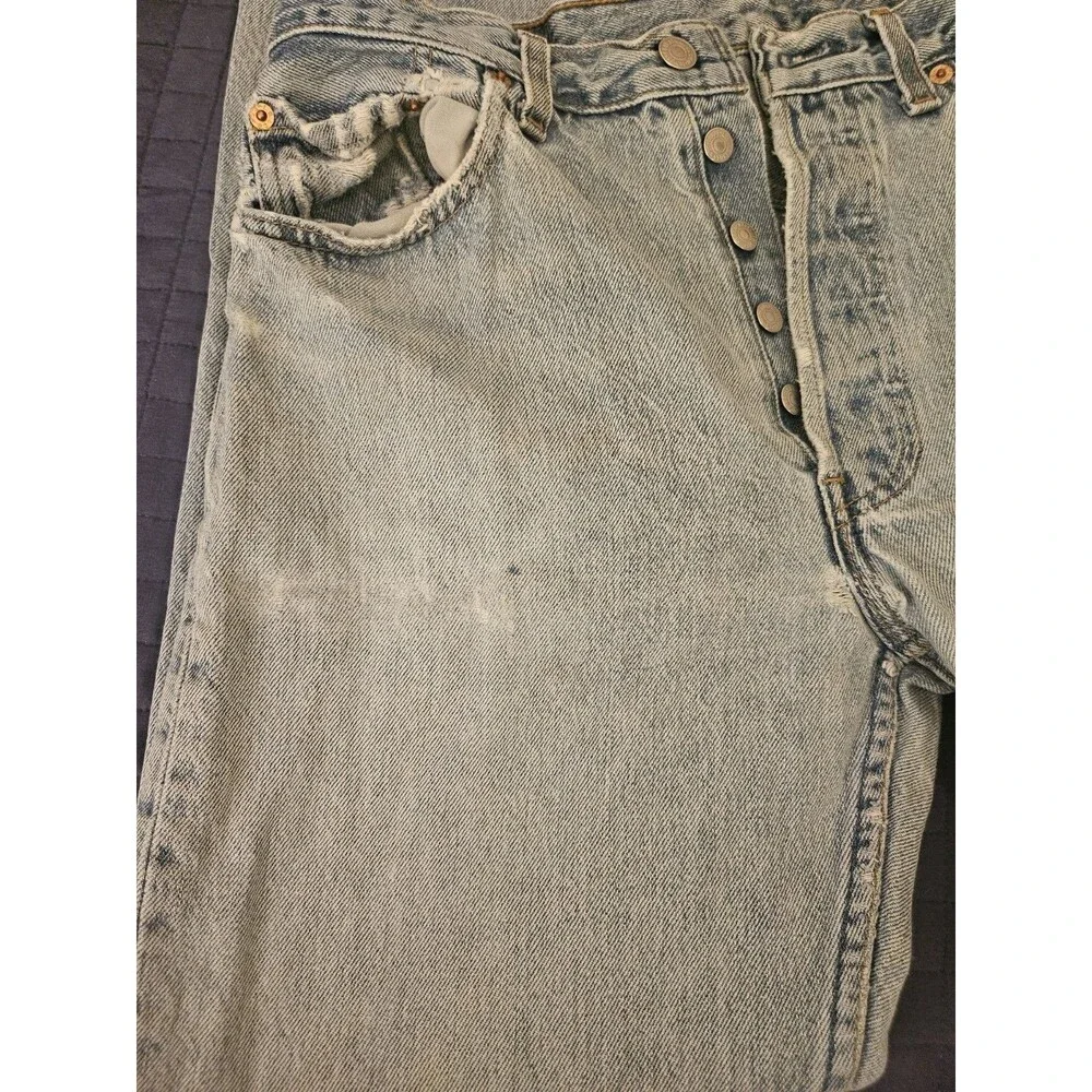 Vintage 90's Levi’s 501-0193 Light Wash Denim Jeans‎ button fly - Made in USA 96